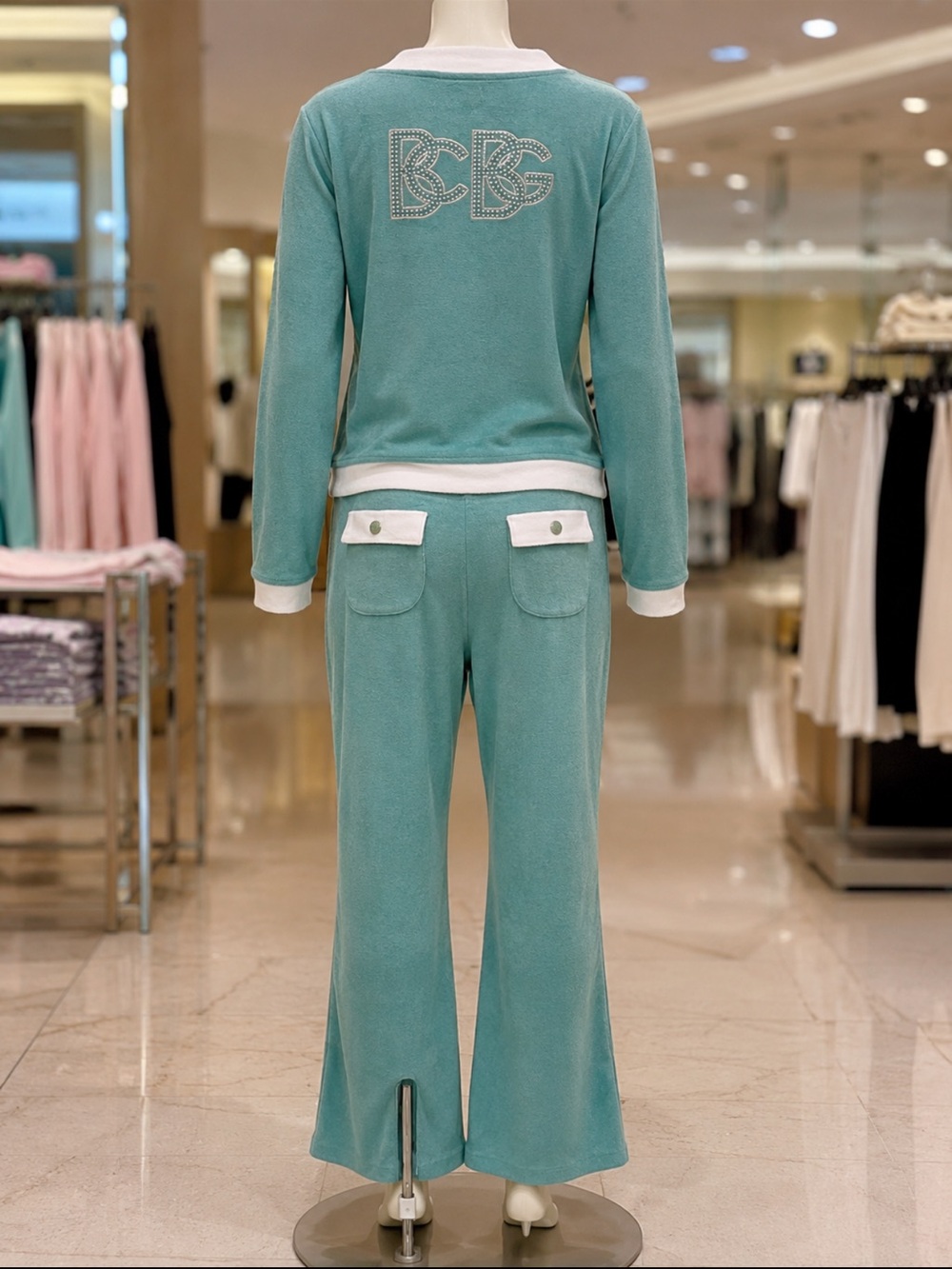 Vintage BCBG Mint Green Velour Wide-Leg Pants with White Trim Y2K style